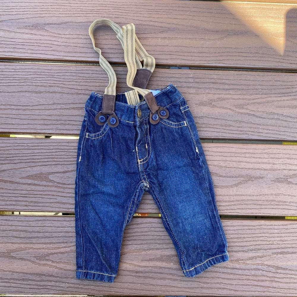 Carter’s suspender jeans - size 3months